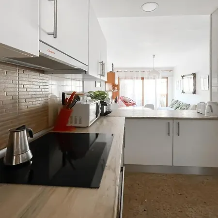 Getaway Town Apartment *